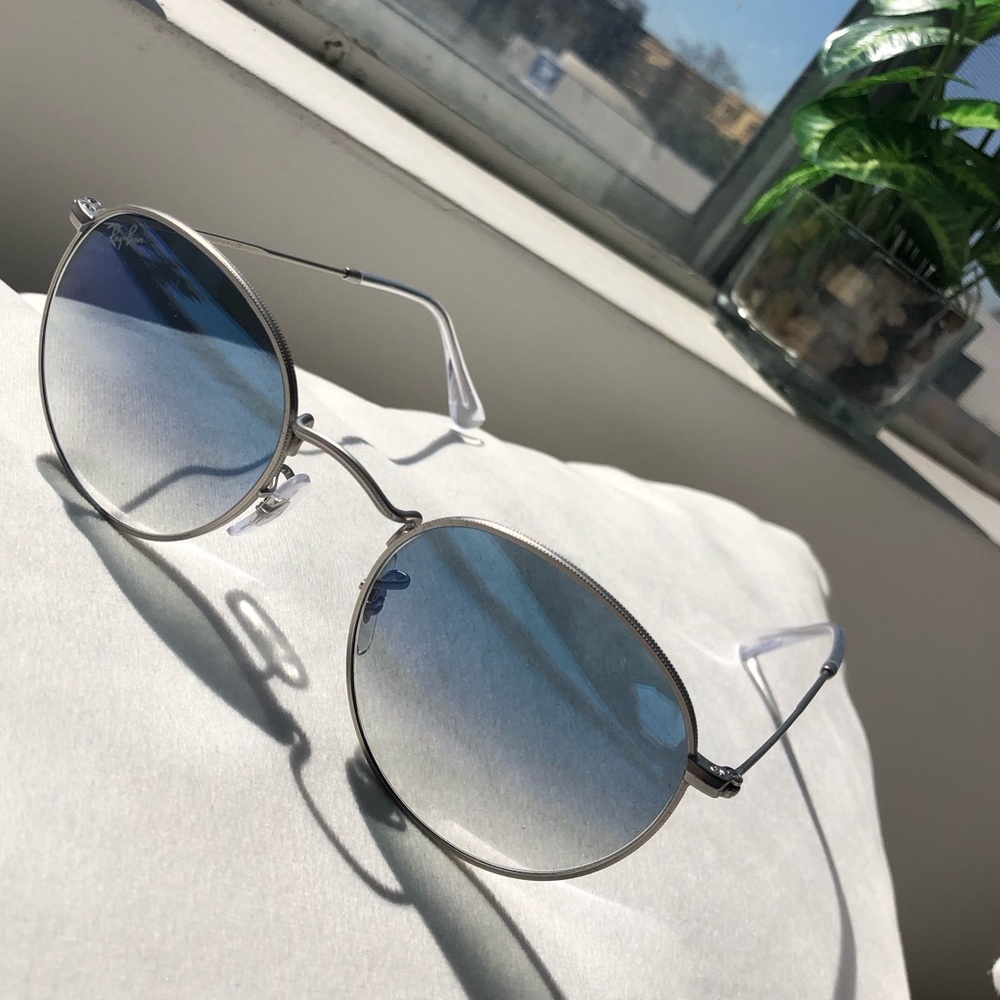 Ray-Ban Blue Tinted Silver Frame with Case